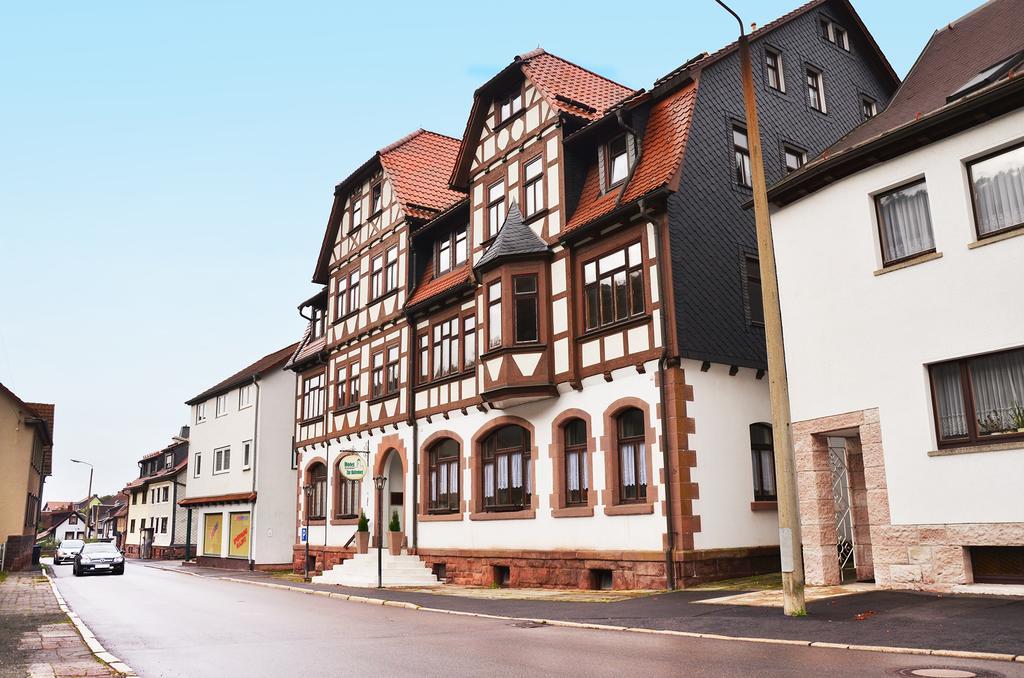 Hotel Zur Hallenburg Kurort Steinbach-Hallenberg Buitenkant foto