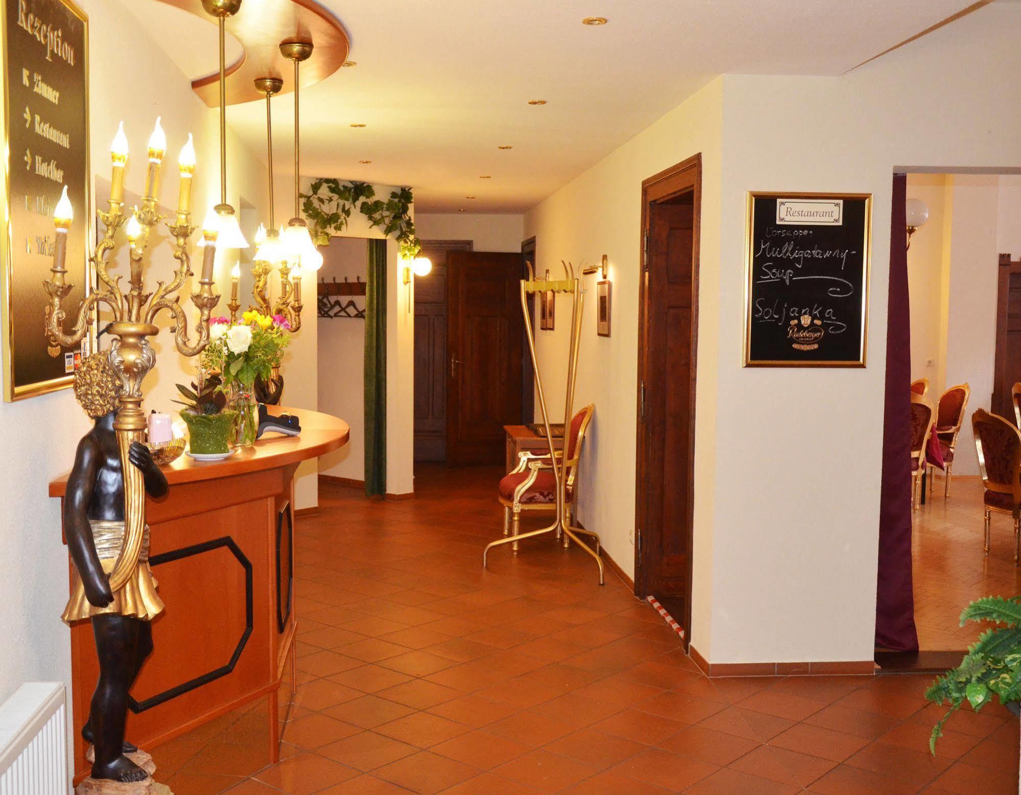 Hotel Zur Hallenburg Kurort Steinbach-Hallenberg Buitenkant foto